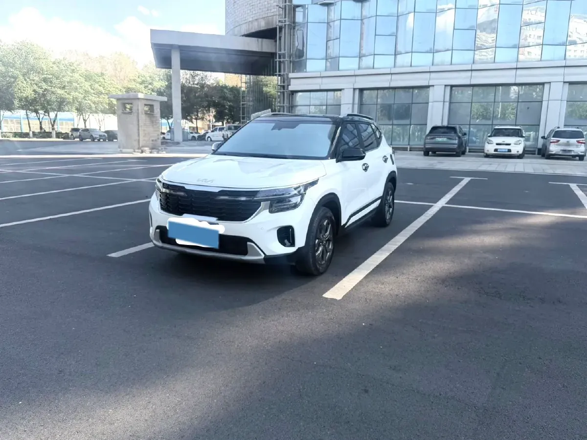 2023 Kia Seltos 1.5L 115HP L4 CVT,autocango,china used car exporter,china ev exporter,chinese used car exporter,chinese used ev exporter