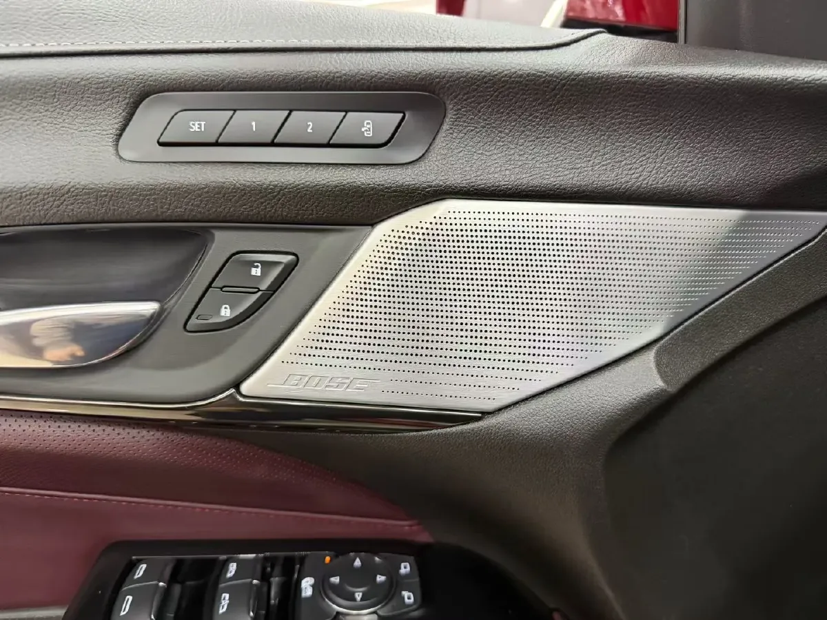 2021 Cadillac CT4 2.0T 237HP L4 8AT,autocango,china used car exporter,china ev exporter,chinese used car exporter,chinese used ev exporter