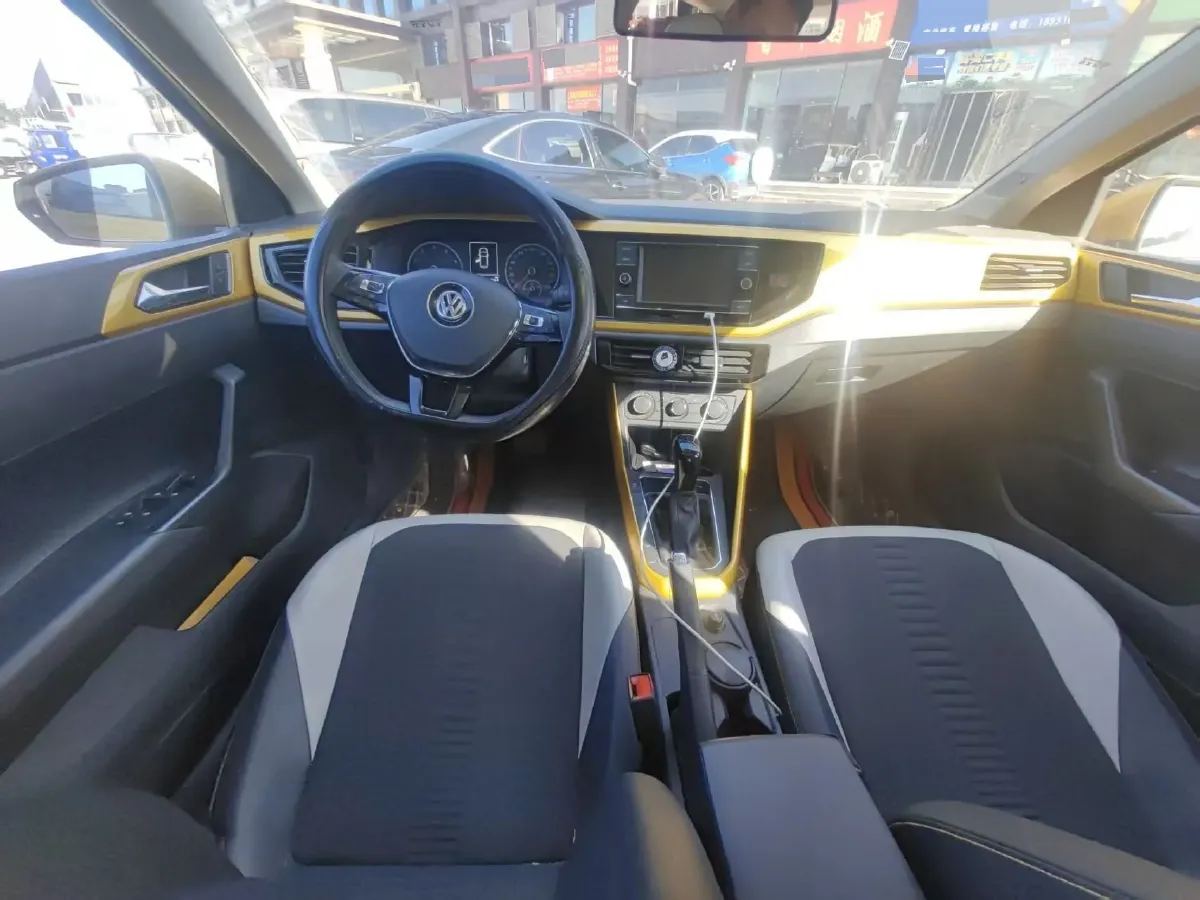 2019 Volkswagen Polo 1.5L 113HP L4 6AT,autocango,china used car exporter,china ev exporter,chinese used car exporter,chinese used ev exporter