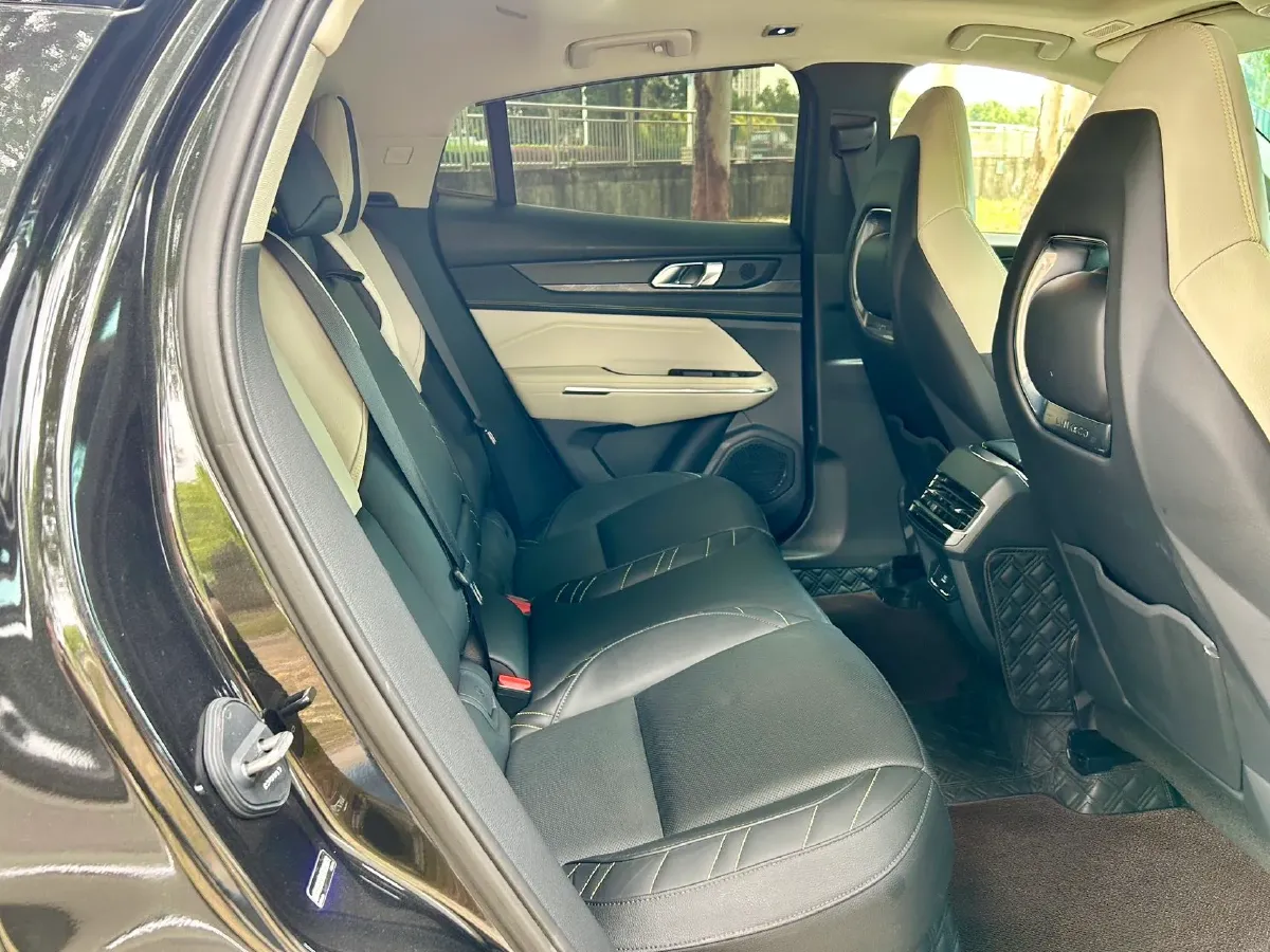 2020 LYNK&CO 05 2.0T 254HP L4 8AT,autocango,china used car exporter,china ev exporter,chinese used car exporter,chinese used ev exporter