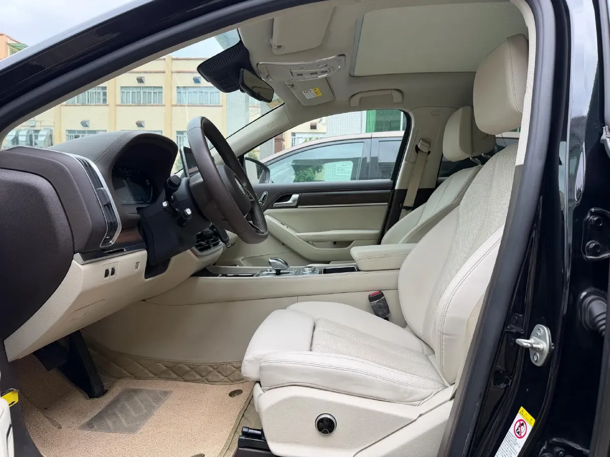 2019 Volkswagen Teramont 2.0T 220HP L4 7DCT,autocango,china used car exporter,china ev exporter,chinese used car exporter,chinese used ev exporter