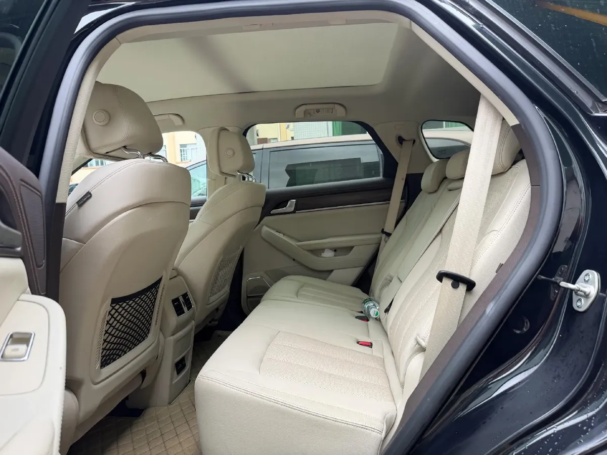 2019 Volkswagen Teramont 2.0T 220HP L4 7DCT,autocango,china used car exporter,china ev exporter,chinese used car exporter,chinese used ev exporter