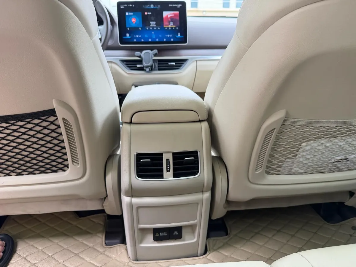 2019 Volkswagen Teramont 2.0T 220HP L4 7DCT,autocango,china used car exporter,china ev exporter,chinese used car exporter,chinese used ev exporter