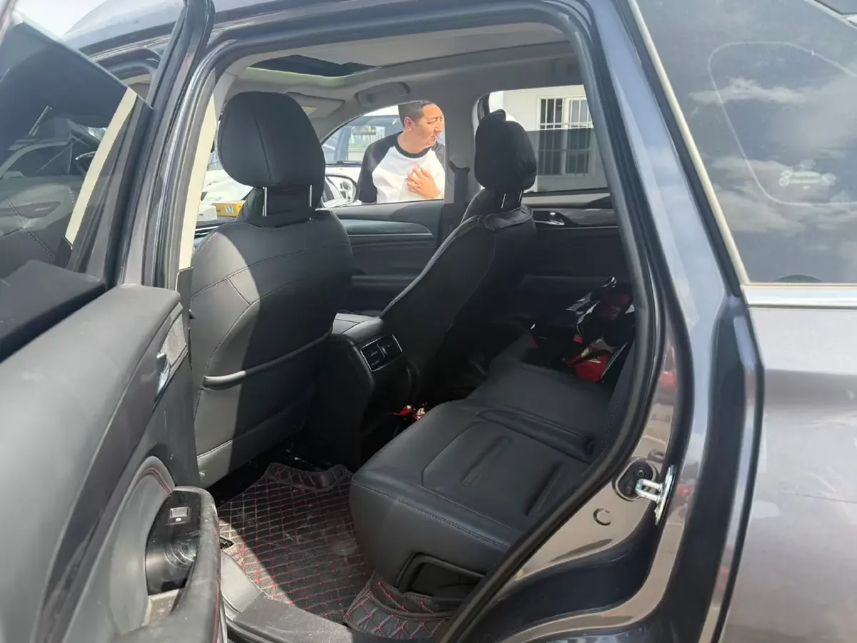 2022 GAC Trumpchi GS4 Plus 1.5T 169HP L4 6AT,autocango,china used car exporter,china ev exporter,chinese used car exporter,chinese used ev exporter