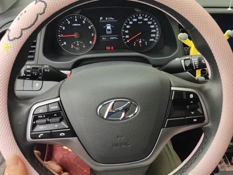 2020 Hyundai Elantra 1.5L 115HP L4 CVT,autocango,china used car exporter,china ev exporter,chinese used car exporter,chinese used ev exporter