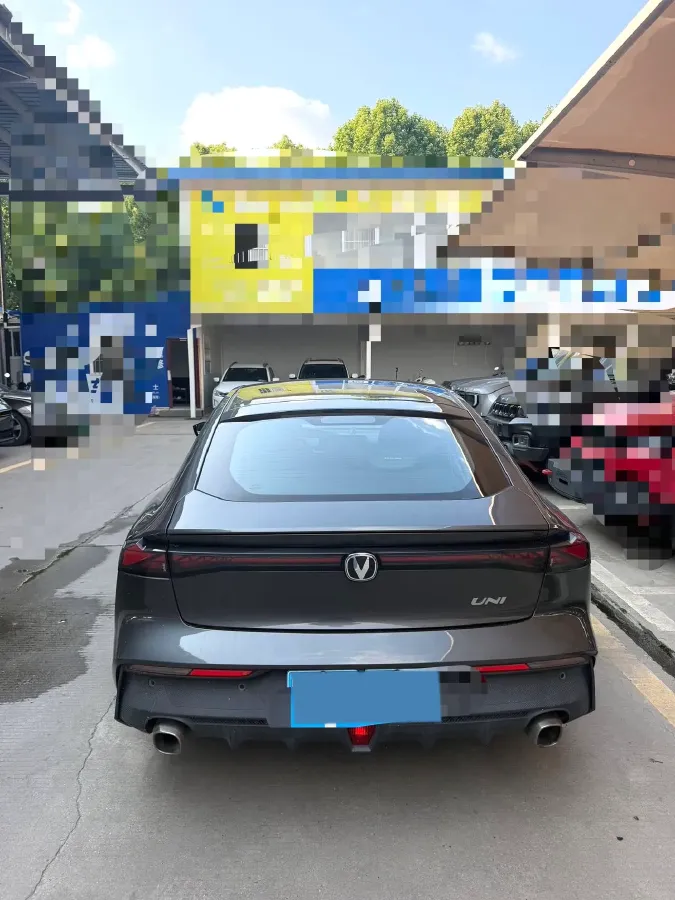 2022 ChangAn UNI-V 1.5T 188HP L4 7DCT,autocango,china used car exporter,china ev exporter,chinese used car exporter,chinese used ev exporter