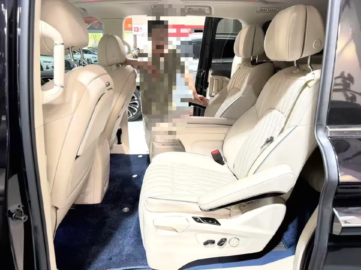 2022 Voyah Dream 1.5T 136HP L4 PHEV 25.57KWH,autocango,china used car exporter,china ev exporter,chinese used car exporter,chinese used ev exporter