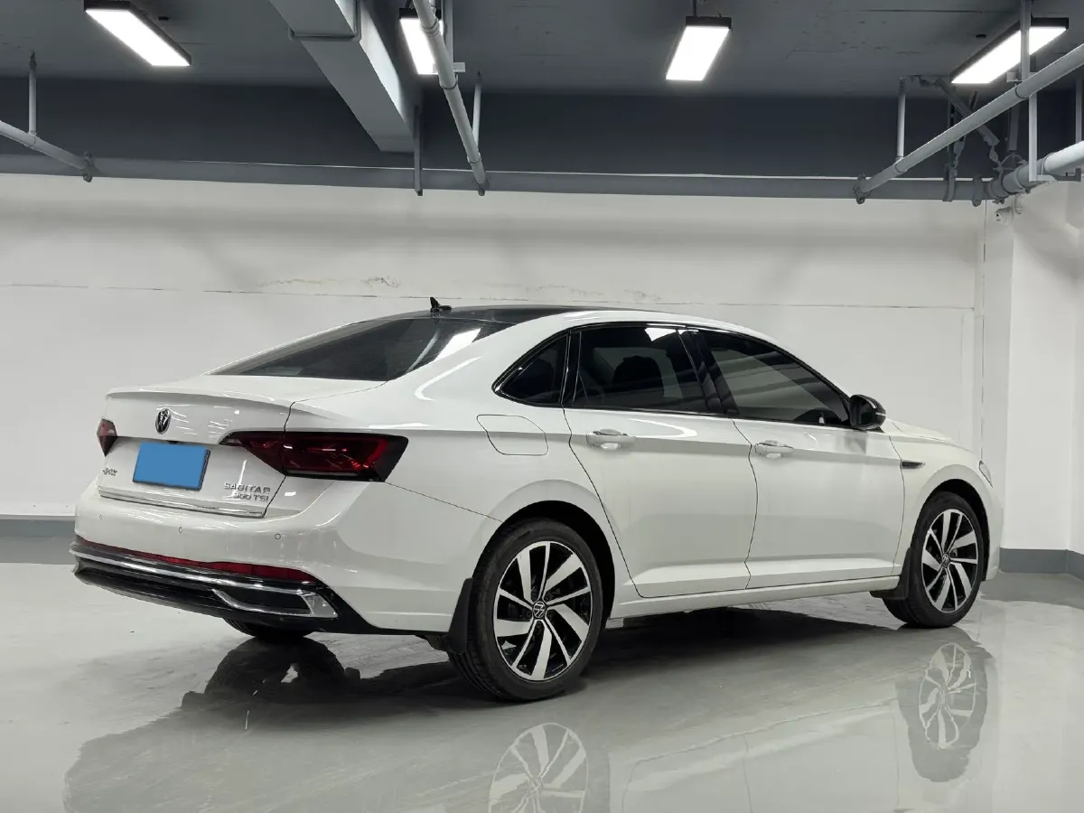 2023 Volkswagen Sagitar 1.5T 160HP L4 7DCT,autocango,china used car exporter,china ev exporter,chinese used car exporter,chinese used ev exporter