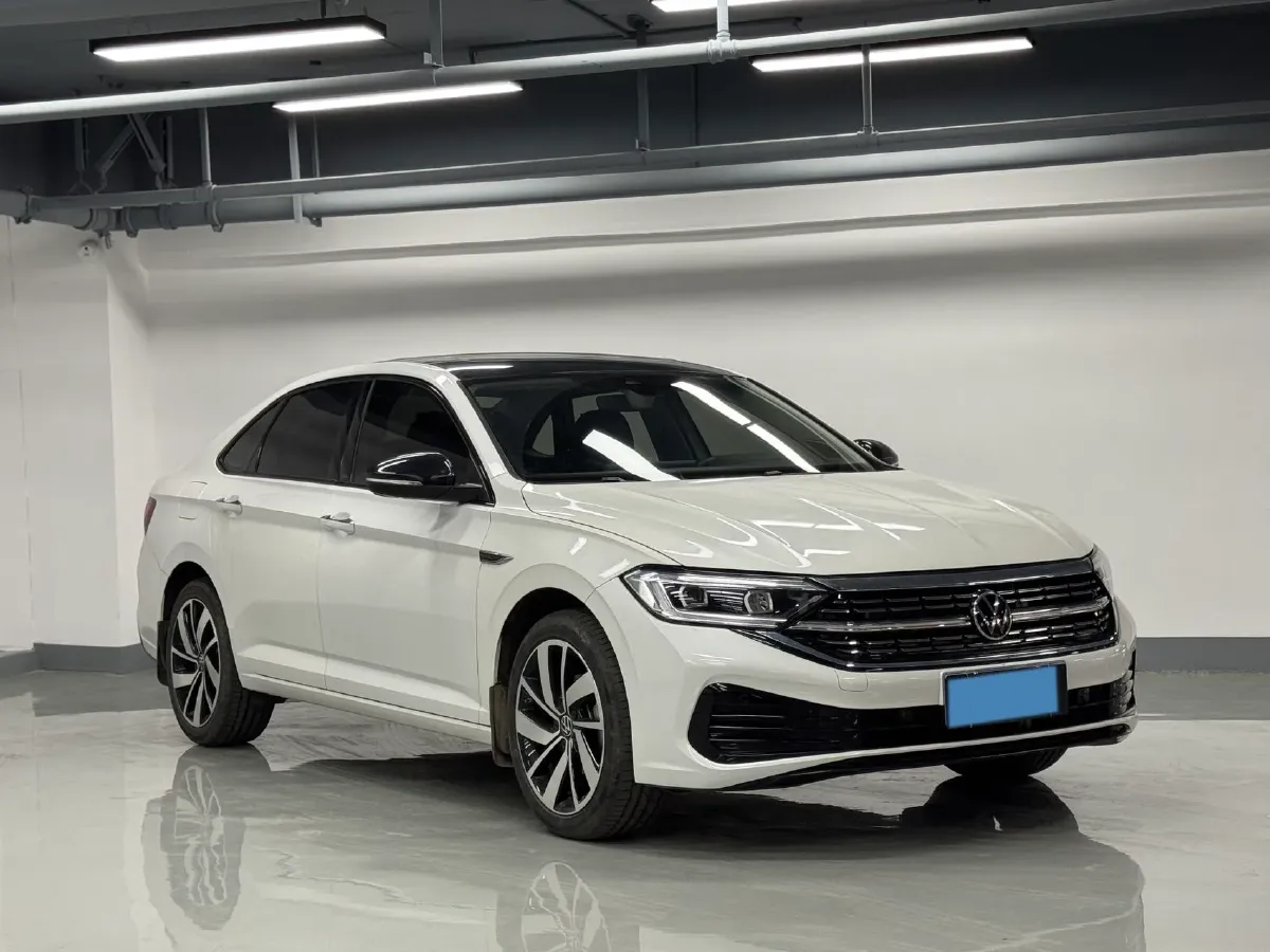 2023 Volkswagen Sagitar 1.5T 160HP L4 7DCT,autocango,china used car exporter,china ev exporter,chinese used car exporter,chinese used ev exporter