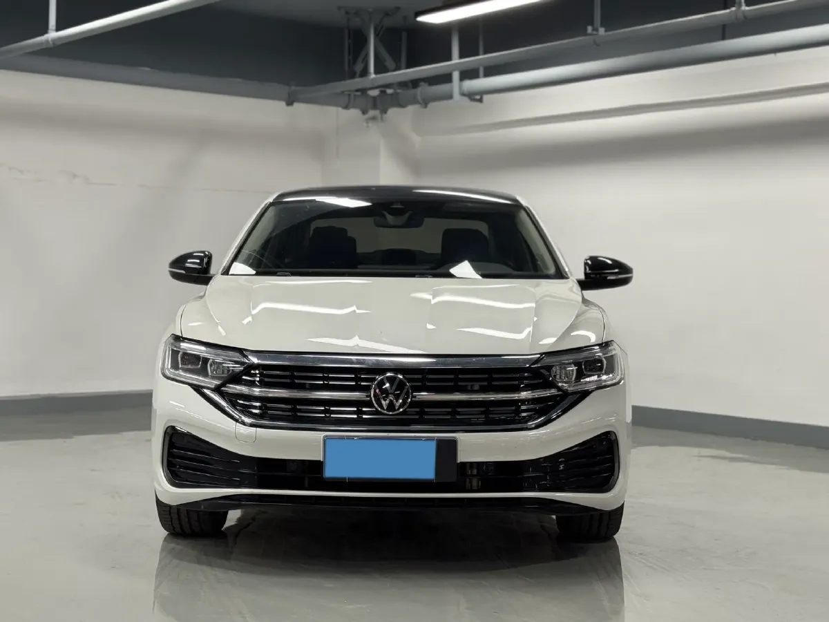 2023 Volkswagen Sagitar 1.5T 160HP L4 7DCT,autocango,china used car exporter,china ev exporter,chinese used car exporter,chinese used ev exporter