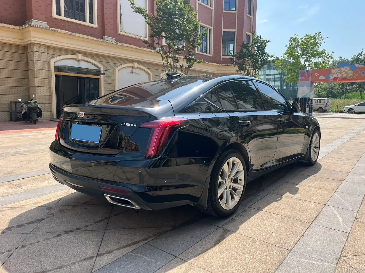 2024 Cadillac CT5 2.0T 237HP L4 10AT,autocango,china used car exporter,china ev exporter,chinese used car exporter,chinese used ev exporter