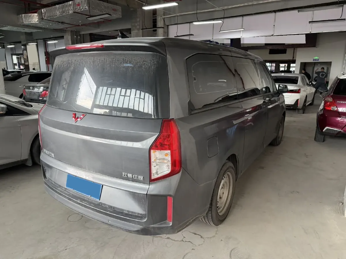 2021 WuLing ZhengChen 1.5T 147HP L4 6MT,autocango,china used car exporter,china ev exporter,chinese used car exporter,chinese used ev exporter