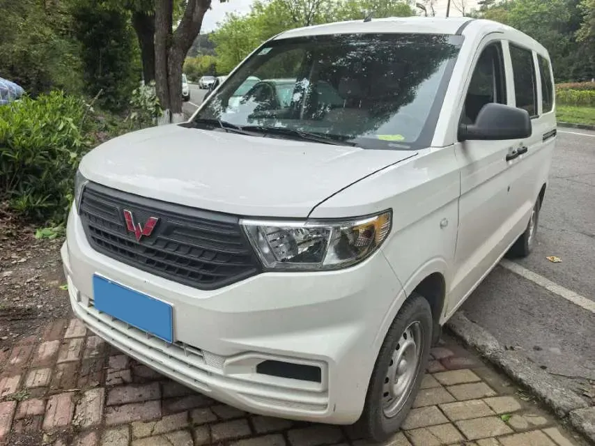 2022 JinBei Little Sea Lion X30 1.5L 102HP L4 5MT,autocango,china used car exporter,china ev exporter,chinese used car exporter,chinese used ev exporter