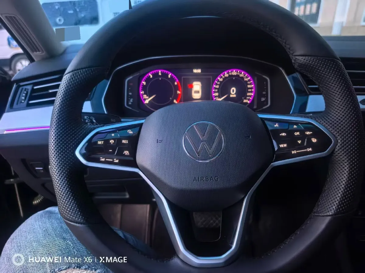 2025 Volkswagen Magotan 2.0T 186HP L4 7DCT,autocango,china used car exporter,china ev exporter,chinese used car exporter,chinese used ev exporter