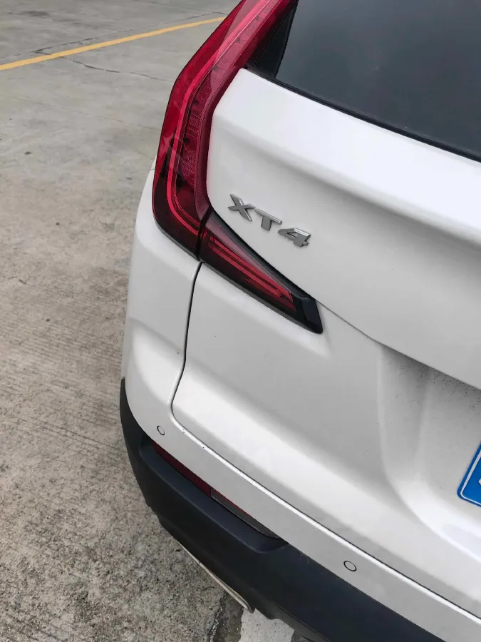 2021 Cadillac XT4 2.0T 237HP L4 9AT,autocango,china used car exporter,china ev exporter,chinese used car exporter,chinese used ev exporter