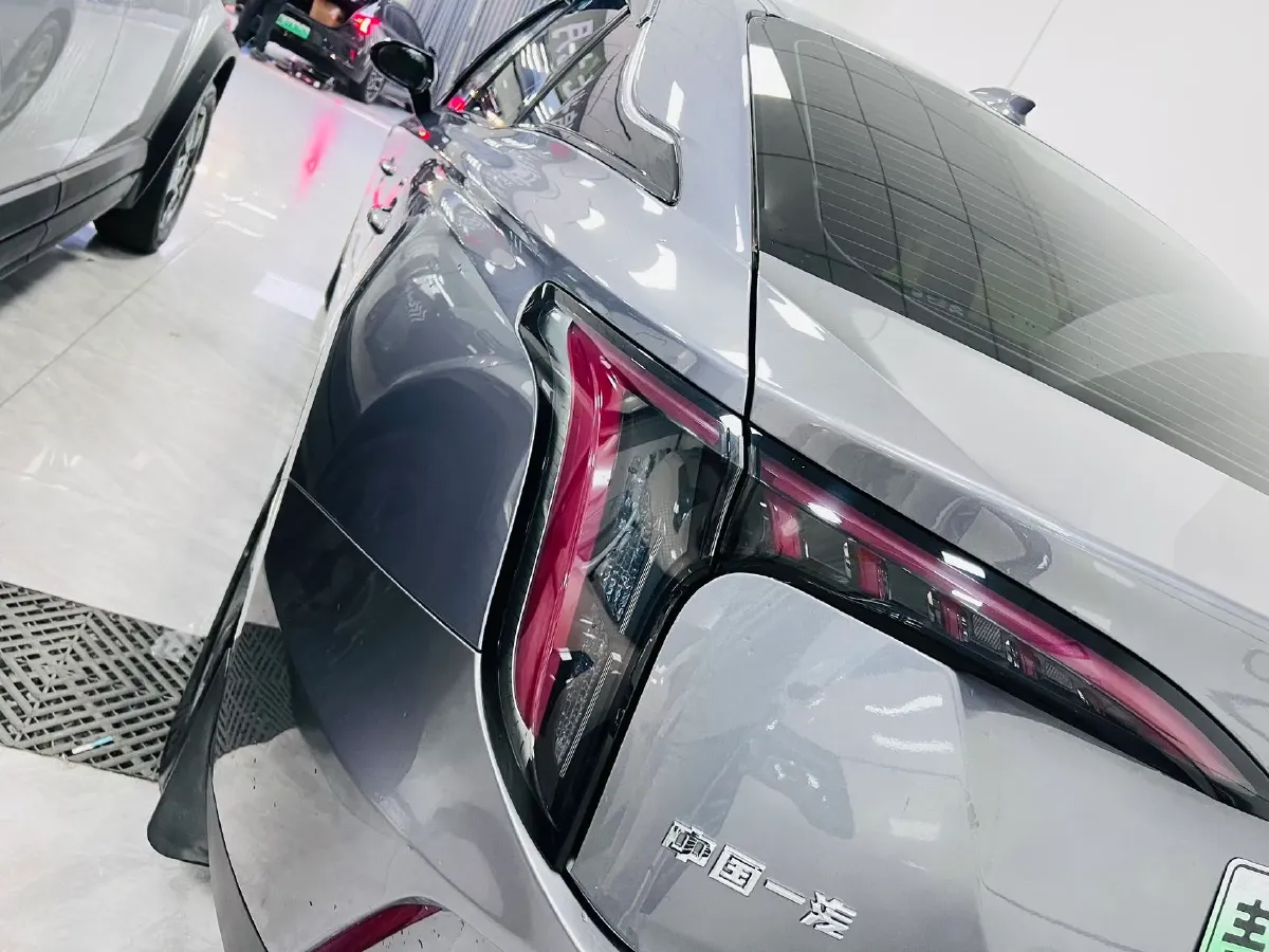 2025 HongQi E-QM5 BEV,autocango,china used car exporter,china ev exporter,chinese used car exporter,chinese used ev exporter