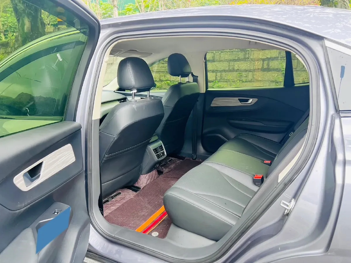 2025 HongQi E-QM5 BEV,autocango,china used car exporter,china ev exporter,chinese used car exporter,chinese used ev exporter