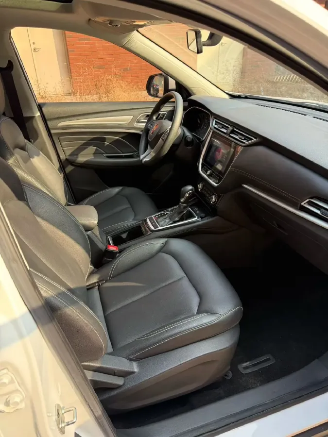 2018 HuangHai N3 2.5T 129HP L4 6AT,autocango,china used car exporter,china ev exporter,chinese used car exporter,chinese used ev exporter