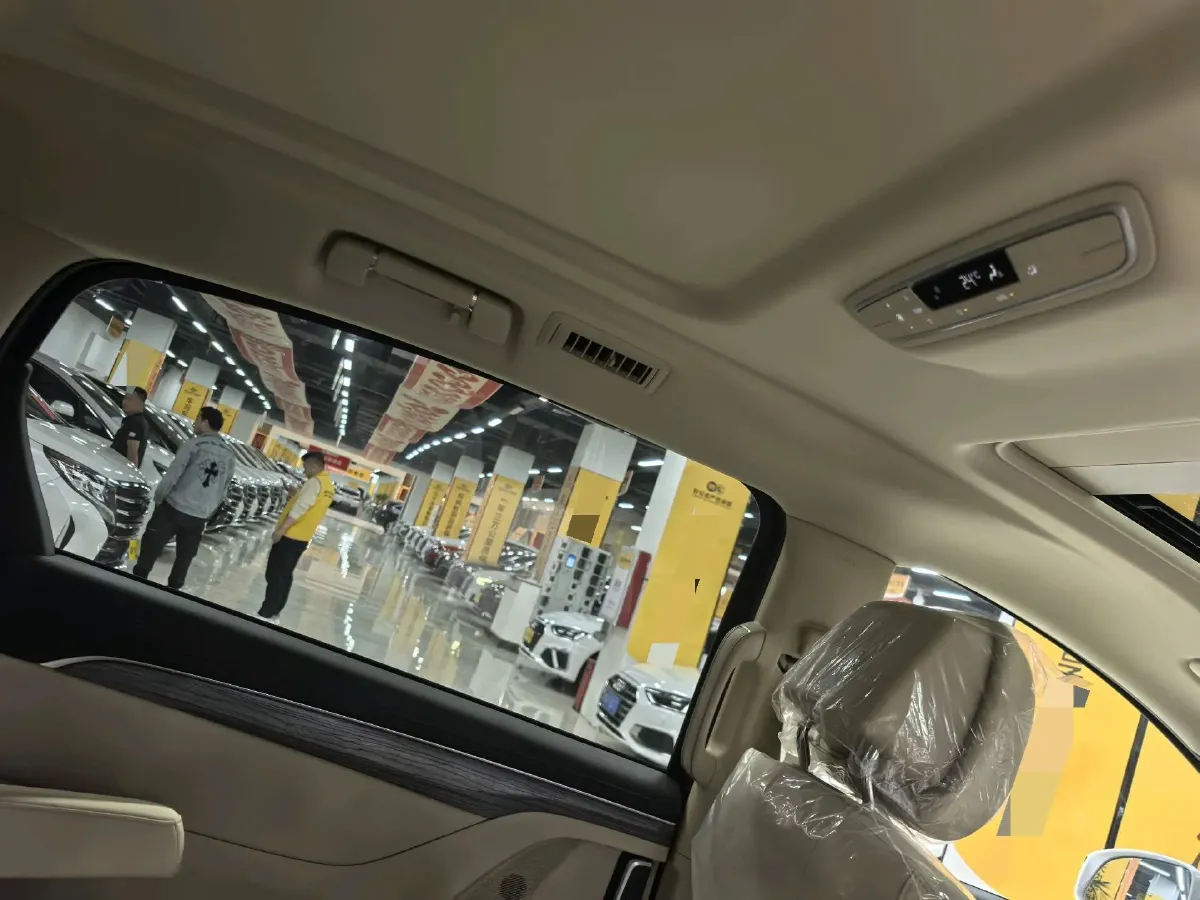 2025 Buick GL8 1.5T 180HP L4 2DHT PHEV,autocango,china used car exporter,china ev exporter,chinese used car exporter,chinese used ev exporter