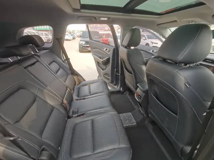 2018 Chery Tiggo 8 1.5T 147HP L4 6DCT,autocango,china used car exporter,china ev exporter,chinese used car exporter,chinese used ev exporter