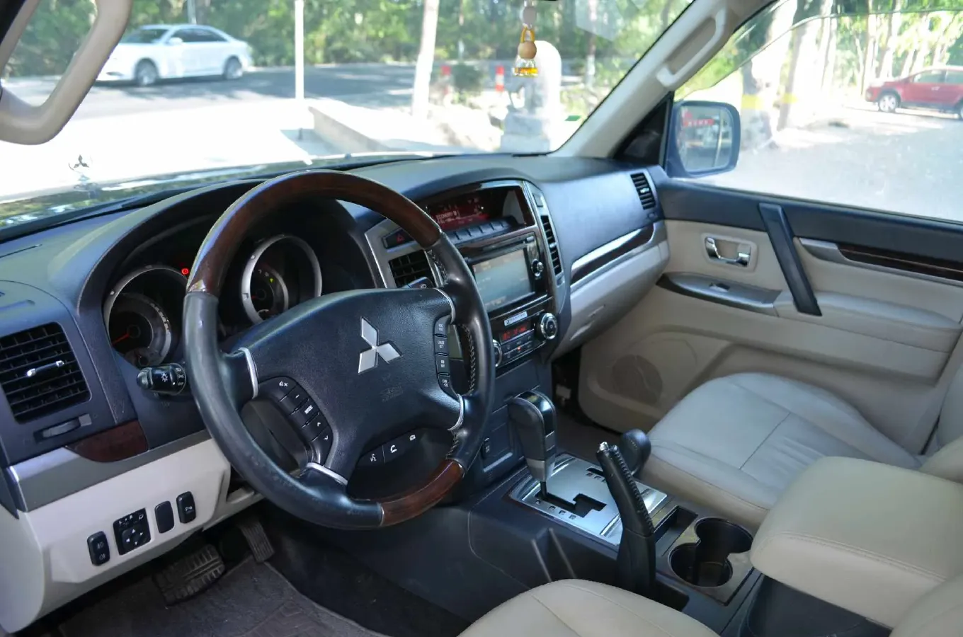 2017 YuTong T7 2.8T 143HP L4 6MT,autocango,china used car exporter,china ev exporter,chinese used car exporter,chinese used ev exporter