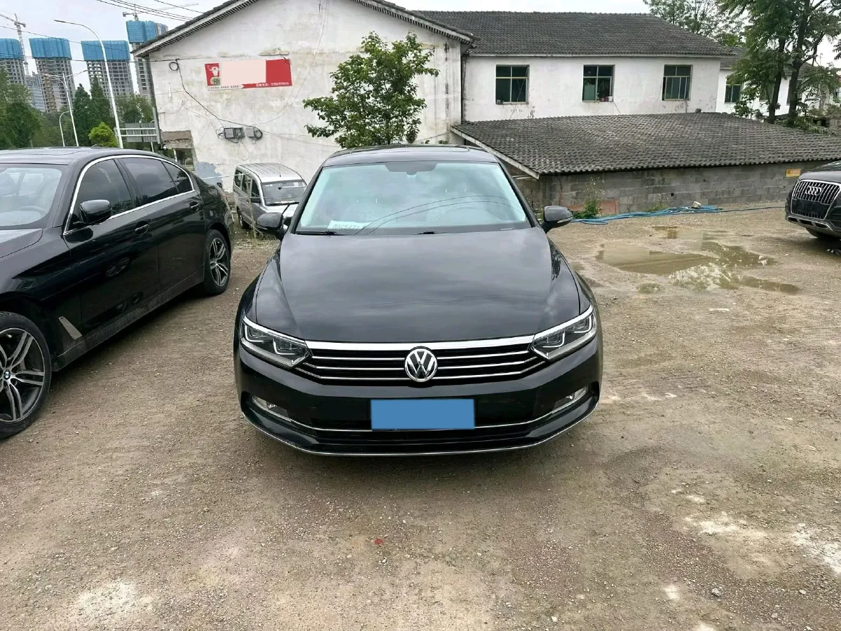 2019 Volkswagen Magotan 2.0T 186HP L4 7DCT,autocango,china used car exporter,china ev exporter,chinese used car exporter,chinese used ev exporter