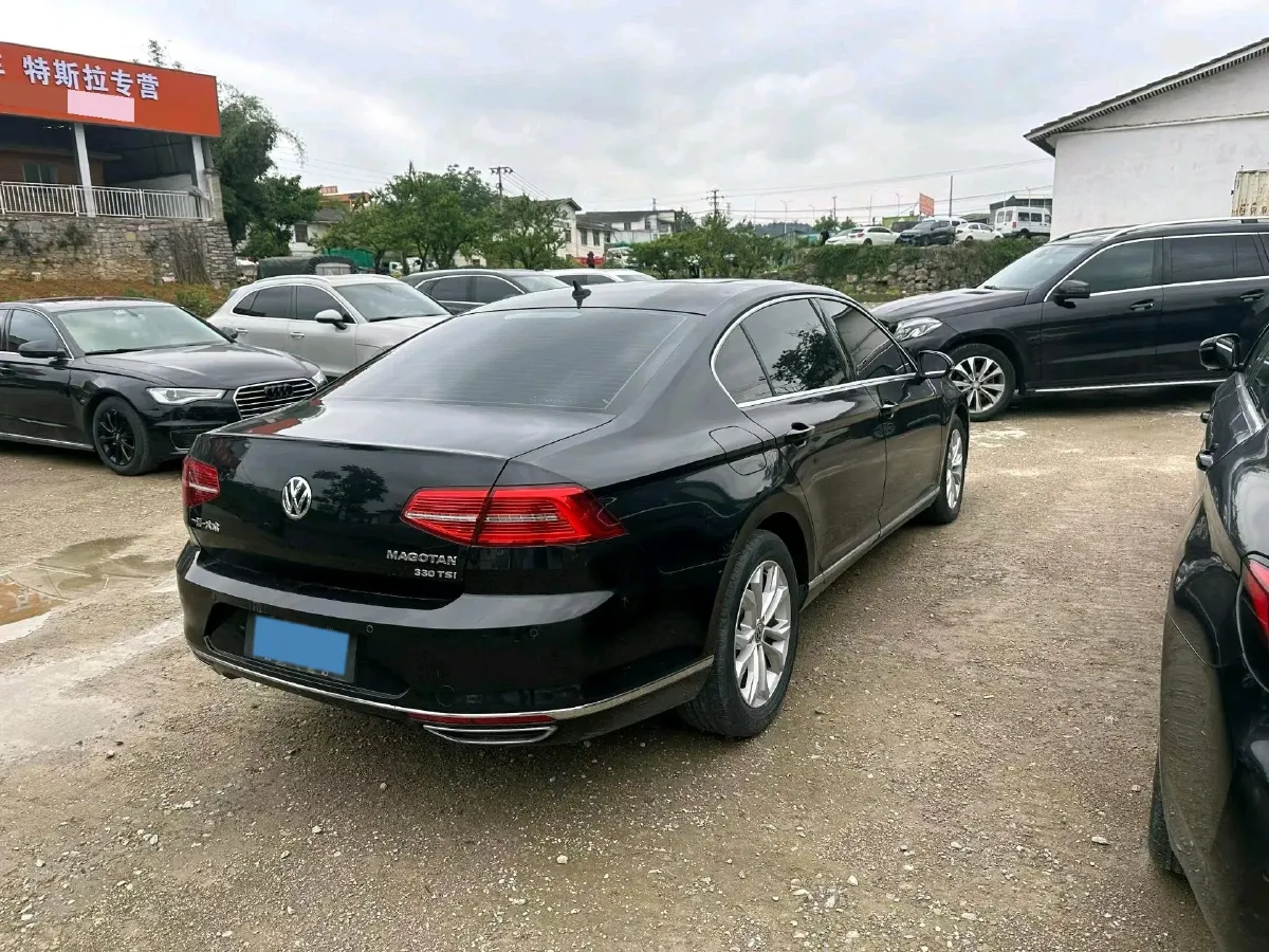 2019 Volkswagen Magotan 2.0T 186HP L4 7DCT,autocango,china used car exporter,china ev exporter,chinese used car exporter,chinese used ev exporter