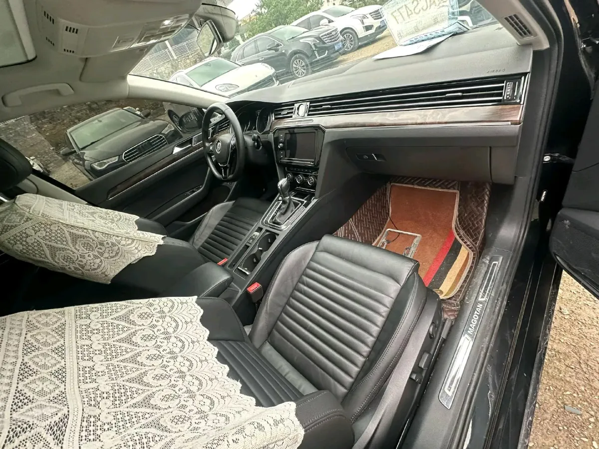 2019 Volkswagen Magotan 2.0T 186HP L4 7DCT,autocango,china used car exporter,china ev exporter,chinese used car exporter,chinese used ev exporter