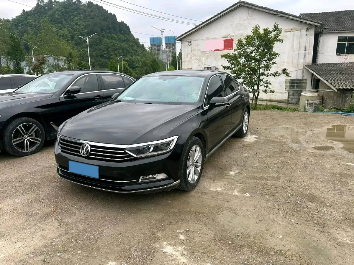 2019 Volkswagen Magotan 2.0T 186HP L4 7DCT,autocango,china used car exporter,china ev exporter,chinese used car exporter,chinese used ev exporter