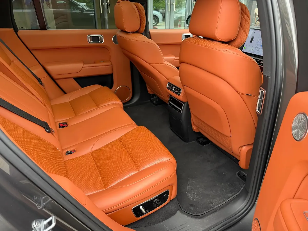 2023 Li L7 Range Extended 154HP REEV 40.9KWH,autocango,china used car exporter,china ev exporter,chinese used car exporter,chinese used ev exporter