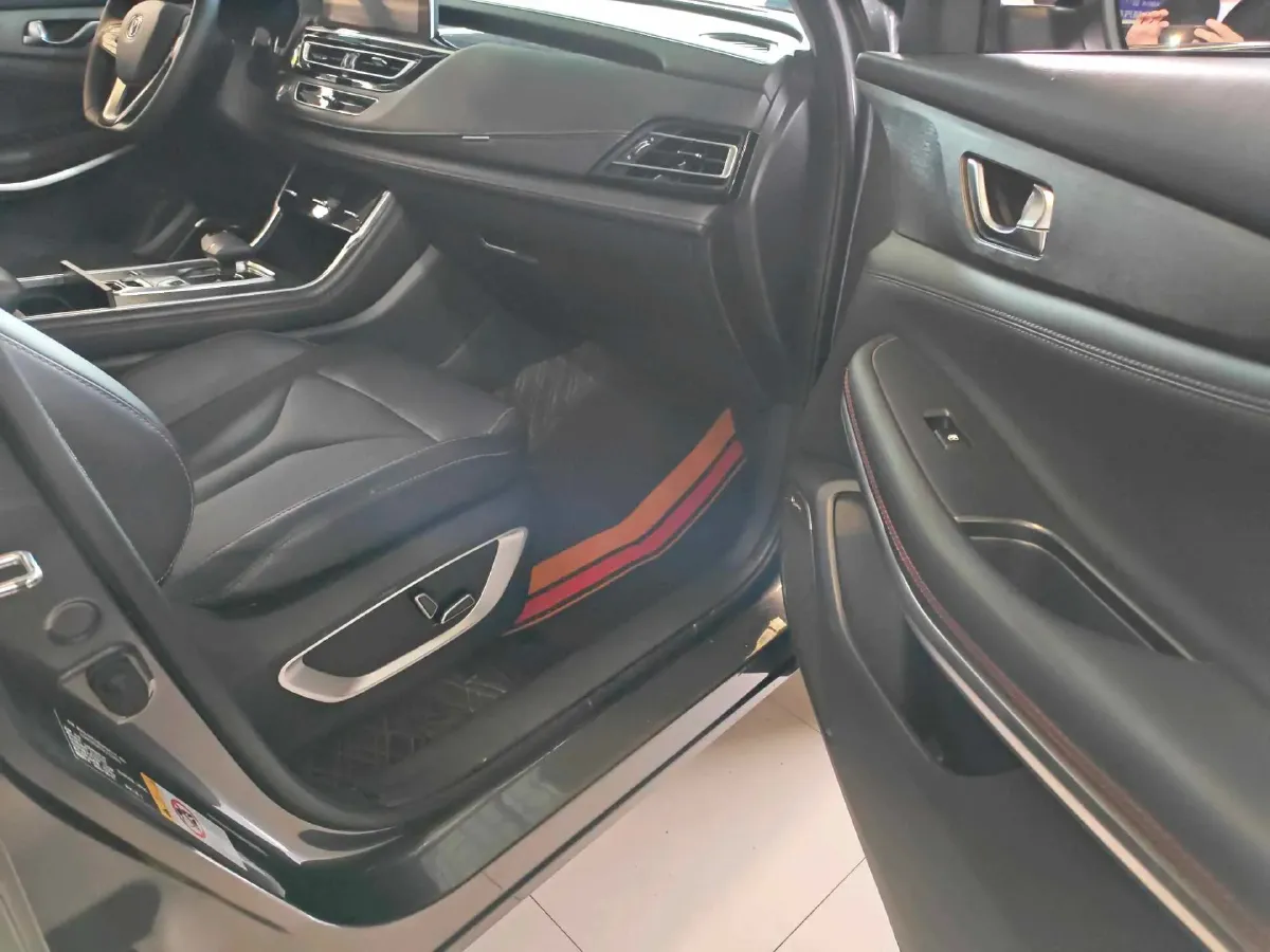 2024 ChangAn CS75 1.5T 188HP L4 7DCT,autocango,china used car exporter,china ev exporter,chinese used car exporter,chinese used ev exporter