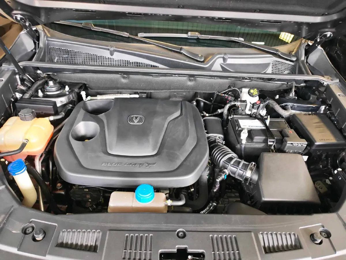 2024 ChangAn CS75 1.5T 188HP L4 7DCT,autocango,china used car exporter,china ev exporter,chinese used car exporter,chinese used ev exporter