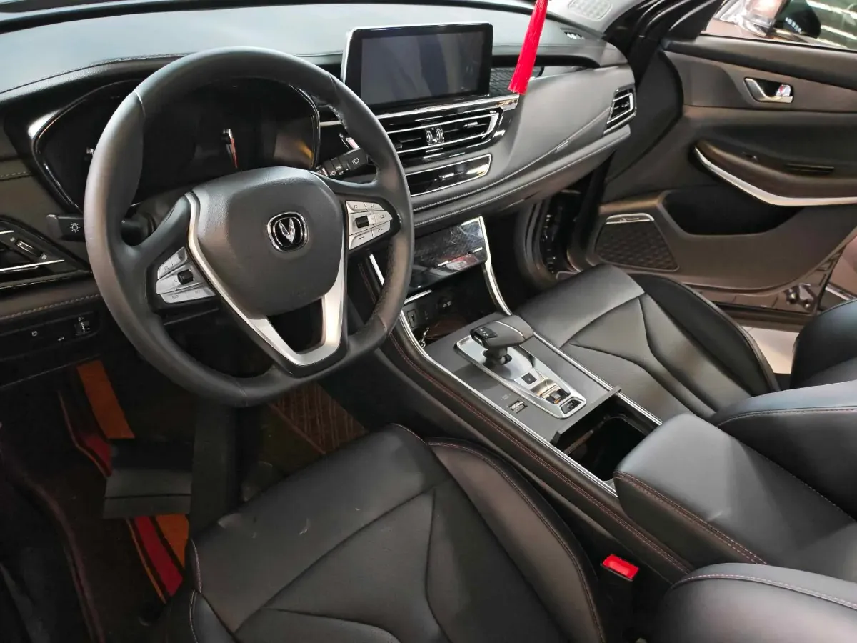 2024 ChangAn CS75 1.5T 188HP L4 7DCT,autocango,china used car exporter,china ev exporter,chinese used car exporter,chinese used ev exporter