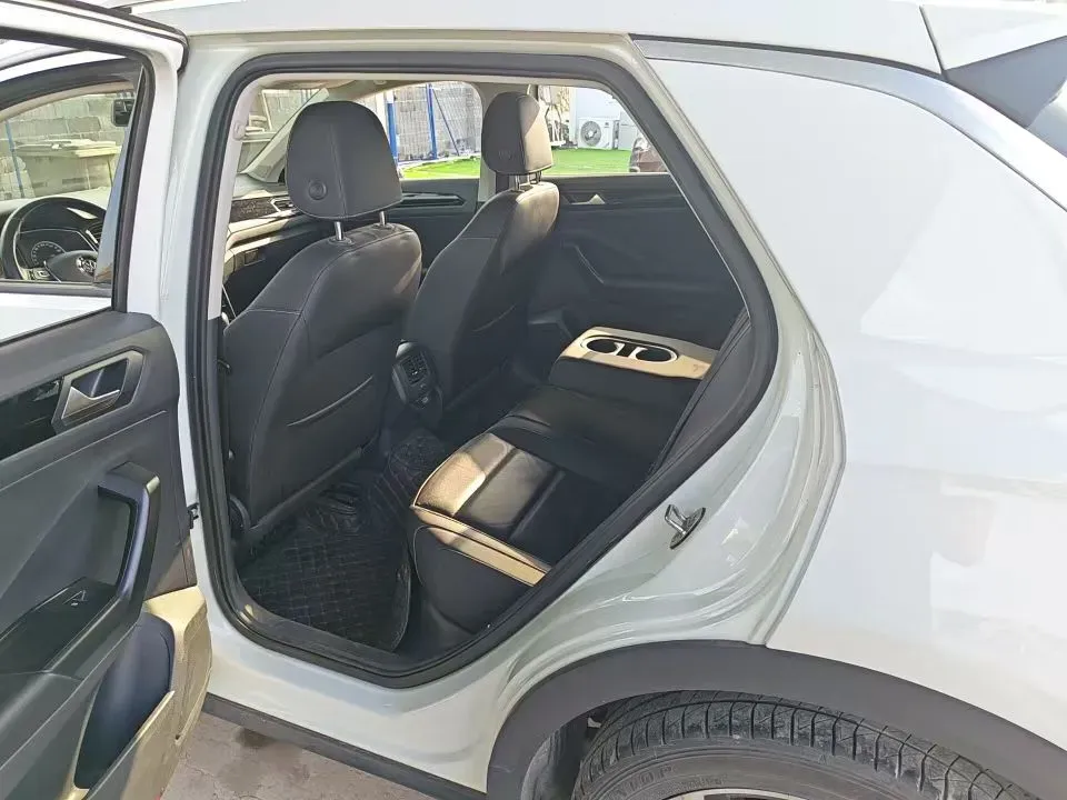 2019 Volkswagen T-Roc 1.4T 150HP L4 7DCT,autocango,china used car exporter,china ev exporter,chinese used car exporter,chinese used ev exporter