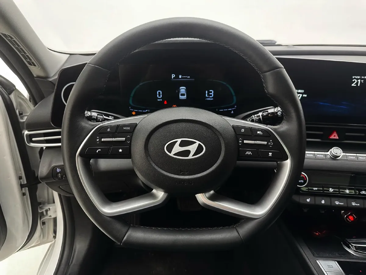 2023 Hyundai Elantra 1.5L 115HP L4 CVT,autocango,china used car exporter,china ev exporter,chinese used car exporter,chinese used ev exporter