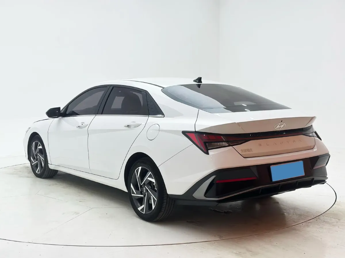 2023 Hyundai Elantra 1.5L 115HP L4 CVT,autocango,china used car exporter,china ev exporter,chinese used car exporter,chinese used ev exporter