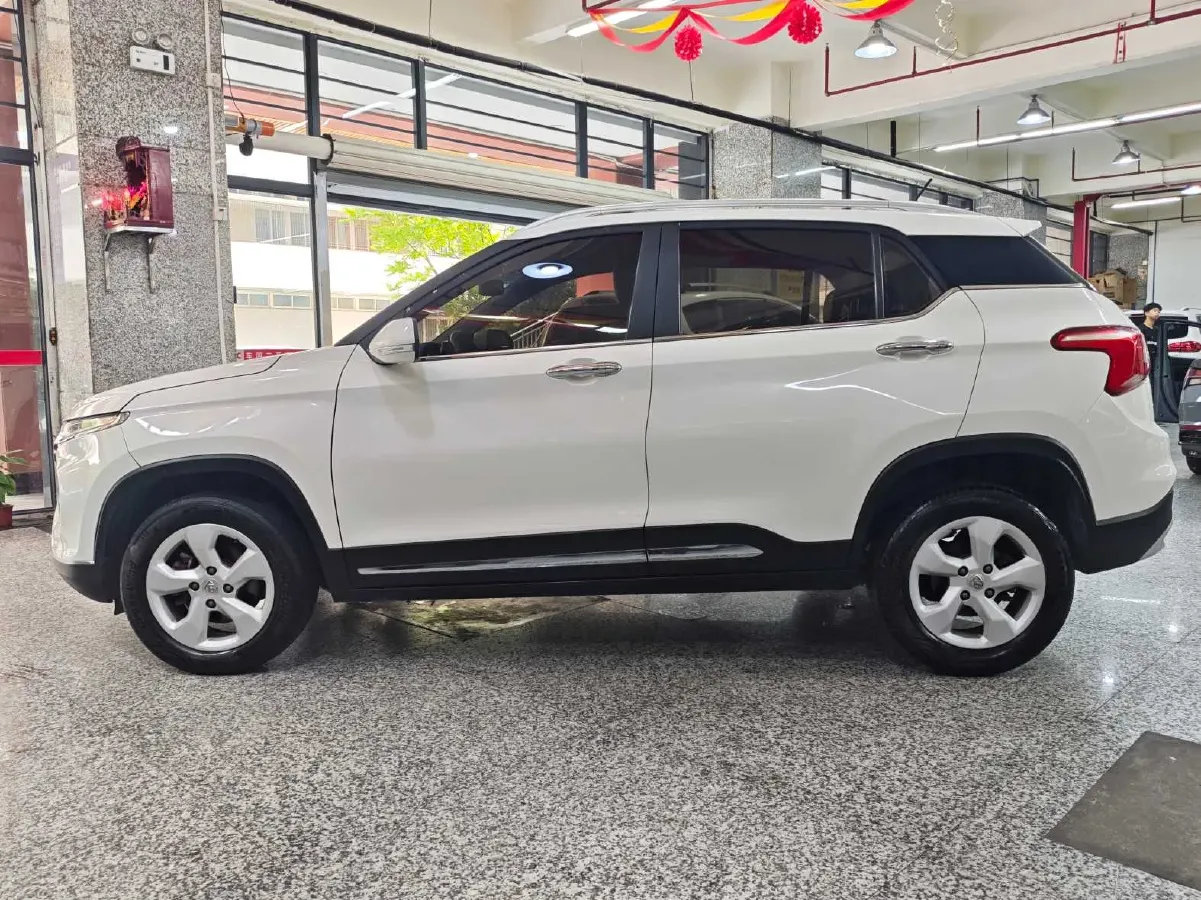 2017 BaoJun 510 1.5L 112HP L4 6MT,autocango,china used car exporter,china ev exporter,chinese used car exporter,chinese used ev exporter