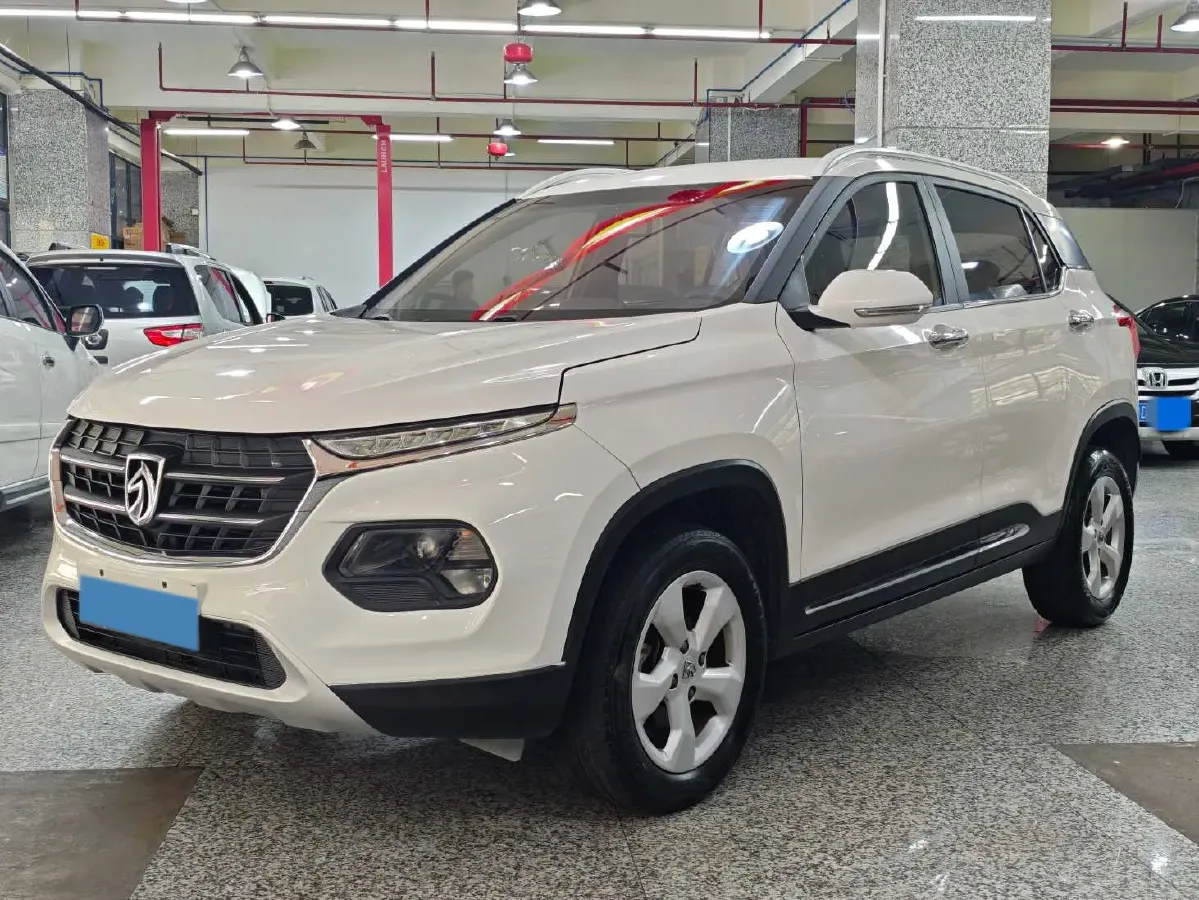 2017 BaoJun 510 1.5L 112HP L4 6MT,autocango,china used car exporter,china ev exporter,chinese used car exporter,chinese used ev exporter