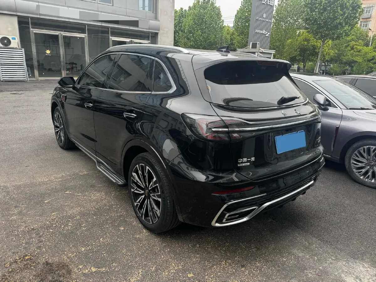 2023 HongQi HS5 2.0T 252HP L4 8AT,autocango,china used car exporter,china ev exporter,chinese used car exporter,chinese used ev exporter