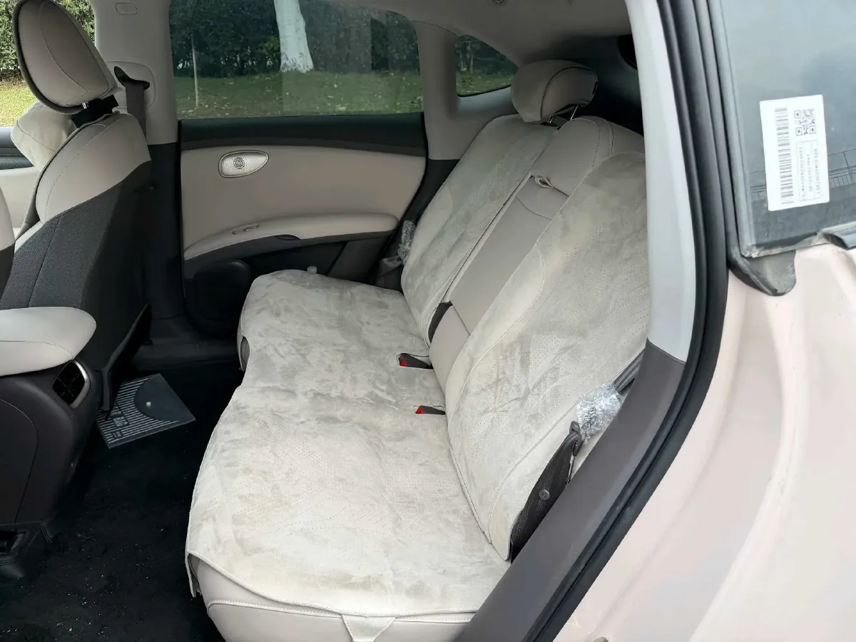 2025 IM LS6 BEV 75KWH,autocango,china used car exporter,china ev exporter,chinese used car exporter,chinese used ev exporter