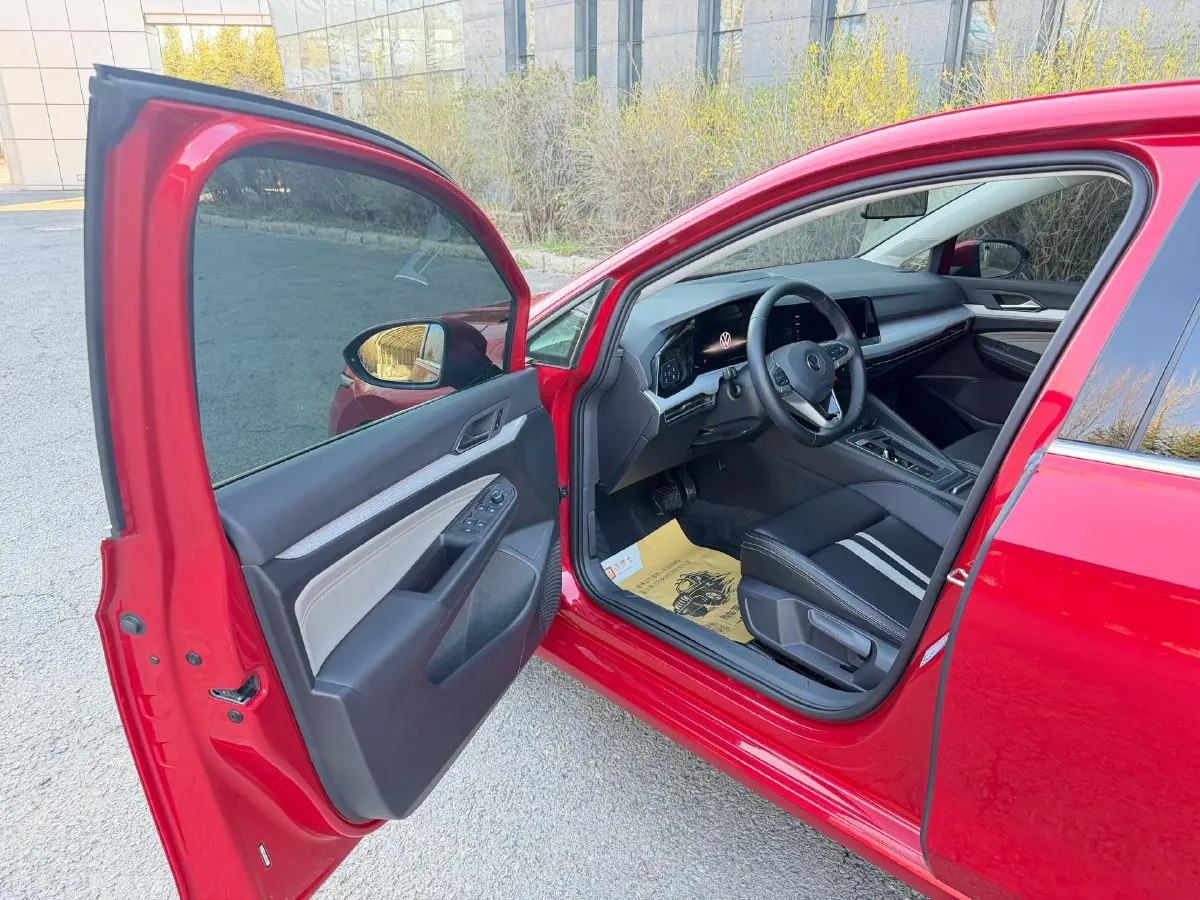 2021 Volkswagen Golf 1.4T 150HP L4 7DCT,autocango,china used car exporter,china ev exporter,chinese used car exporter,chinese used ev exporter