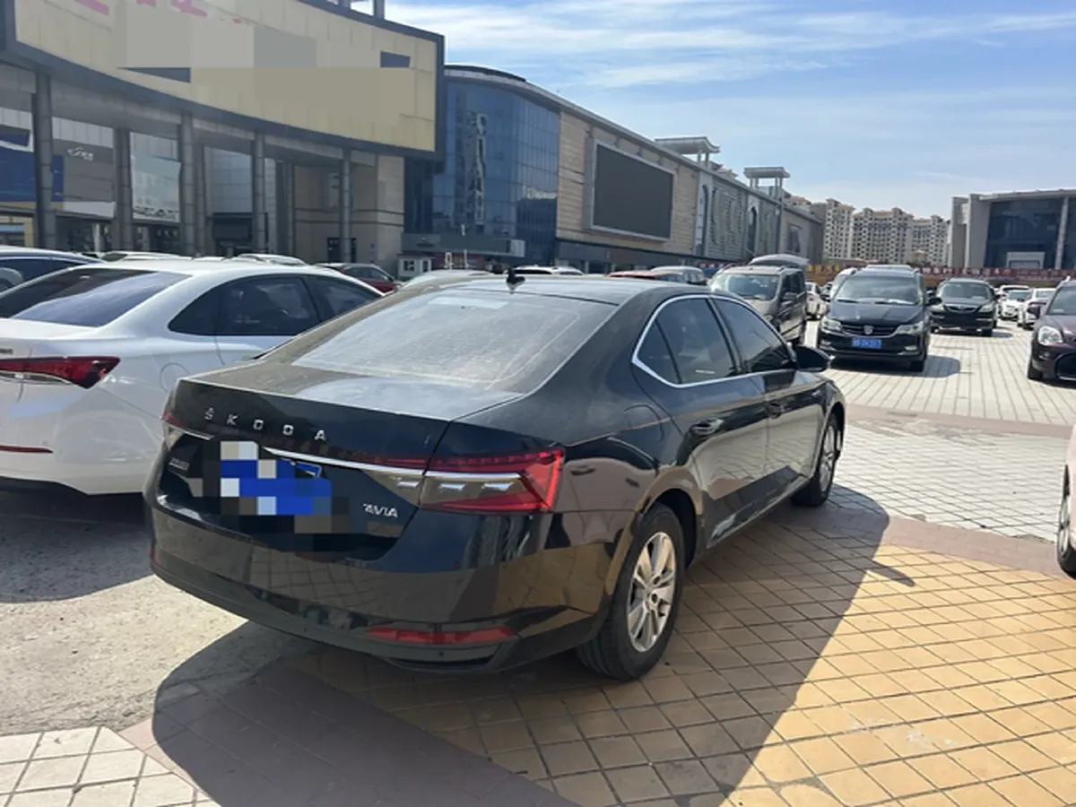 2019 Skoda Superb 1.4T 150HP L4 7DCT,autocango,china used car exporter,china ev exporter,chinese used car exporter,chinese used ev exporter