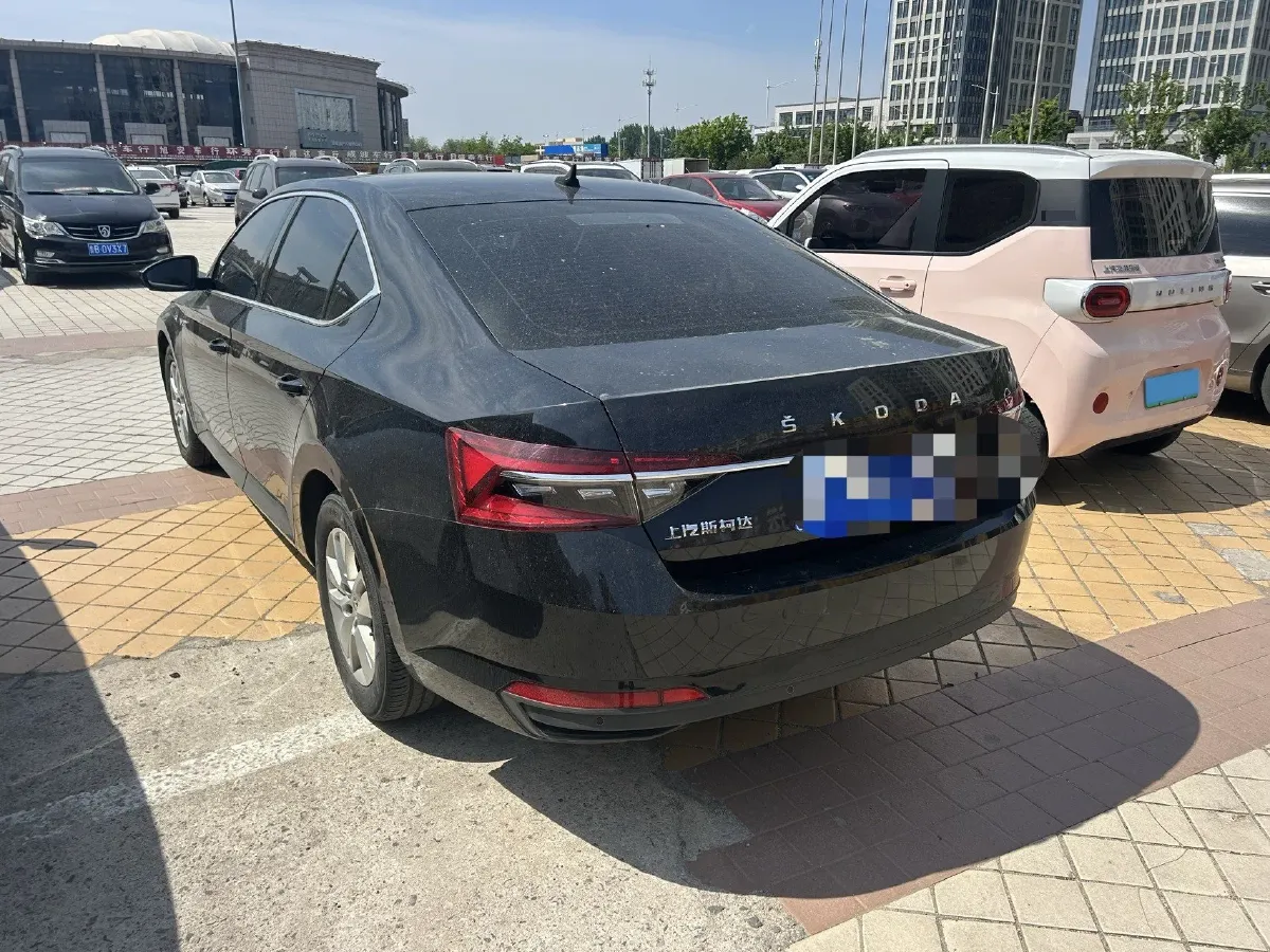 2019 Skoda Superb 1.4T 150HP L4 7DCT,autocango,china used car exporter,china ev exporter,chinese used car exporter,chinese used ev exporter