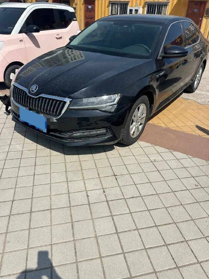 2019 Skoda Superb 1.4T 150HP L4 7DCT,autocango,china used car exporter,china ev exporter,chinese used car exporter,chinese used ev exporter