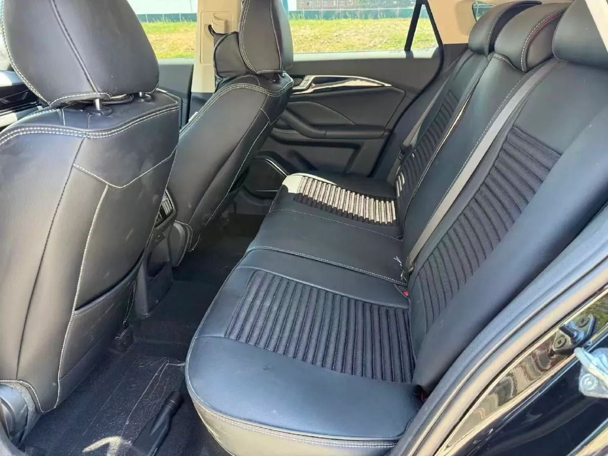 2022 Bestune B70 1.5T 169HP L4 7DCT,autocango,china used car exporter,china ev exporter,chinese used car exporter,chinese used ev exporter