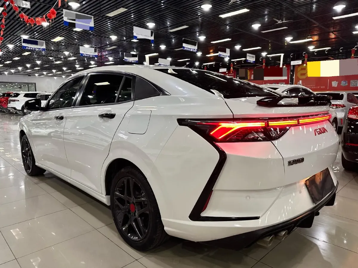 2021 DongFeng Aeolus YiXuan 1.5T 150HP L4 6DCT,autocango,china used car exporter,china ev exporter,chinese used car exporter,chinese used ev exporter