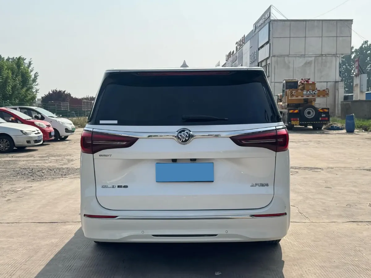 2021 Buick GL8 2.0T 237HP L4 9AT,autocango,china used car exporter,china ev exporter,chinese used car exporter,chinese used ev exporter