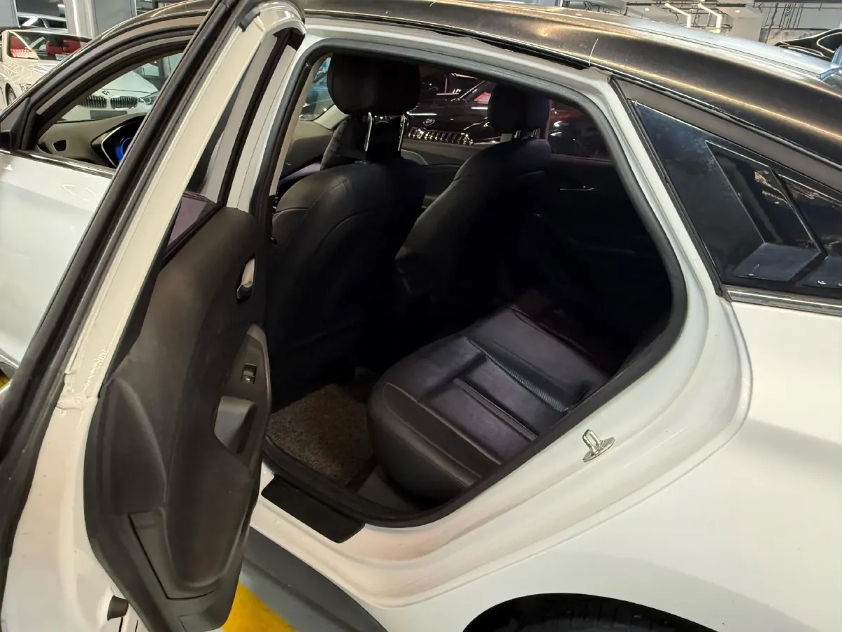 2019 Hyundai La Festa 1.6T 190HP L4 7DCT,autocango,china used car exporter,china ev exporter,chinese used car exporter,chinese used ev exporter