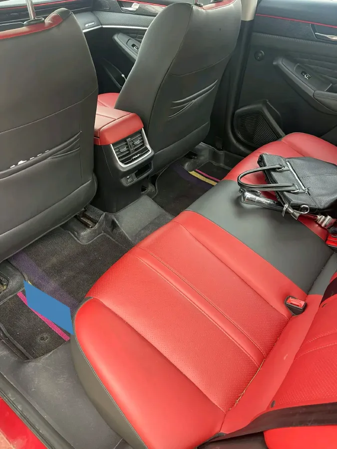 2021 DongFeng Aeolus YiXuan MAX 1.5T 190HP L4 7DCT,autocango,china used car exporter,china ev exporter,chinese used car exporter,chinese used ev exporter