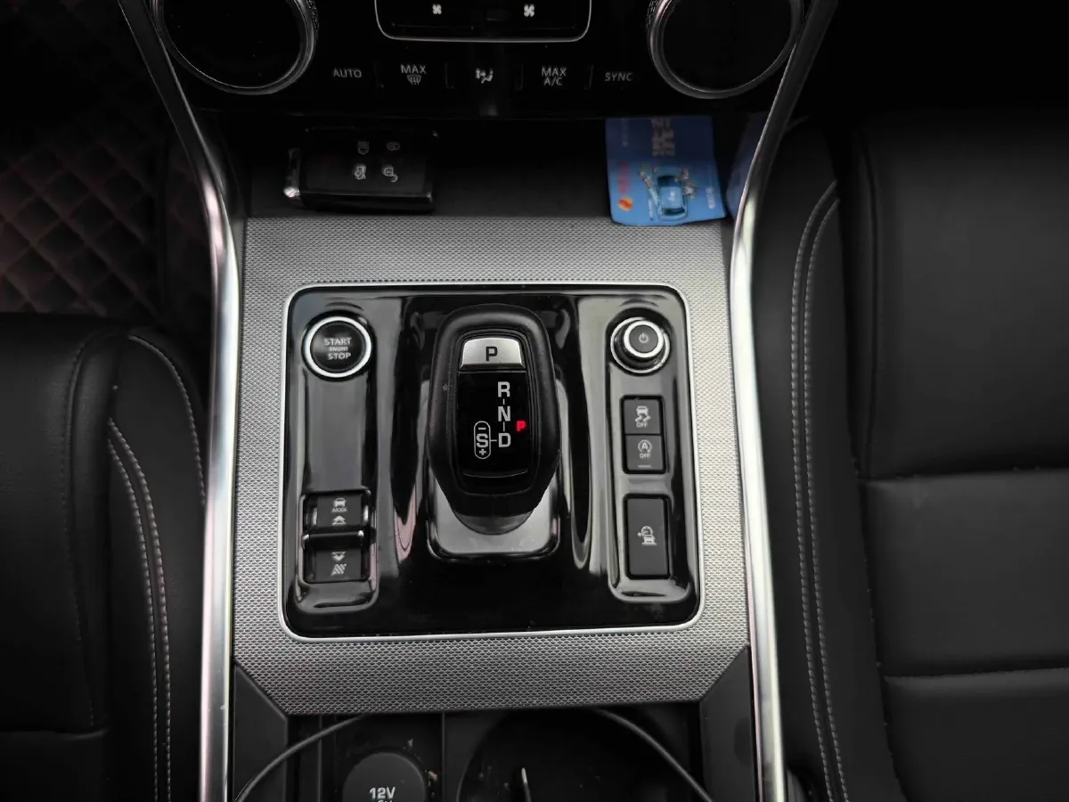 2020 Jaguar XEL 2.0T 200HP L4 8AT,autocango,china used car exporter,china ev exporter,chinese used car exporter,chinese used ev exporter